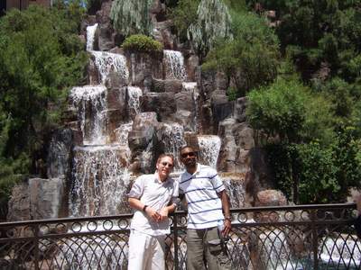 mit meinem geschaeftskollegen jide vorm wynn